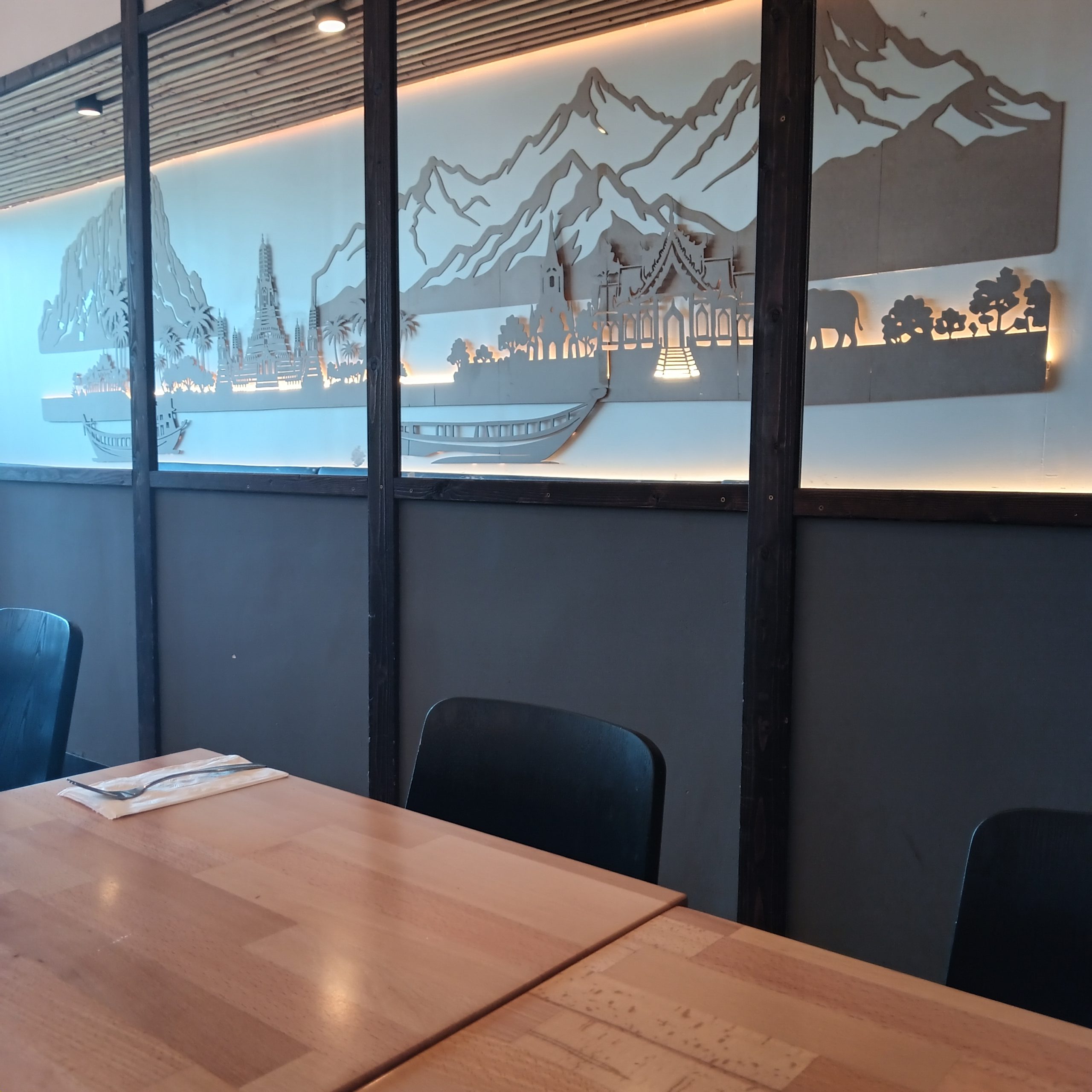 Inside AM Thai Cuisine restaurant in Anaheim